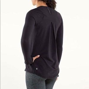 ISO Lululemon Tuck and Flow LS